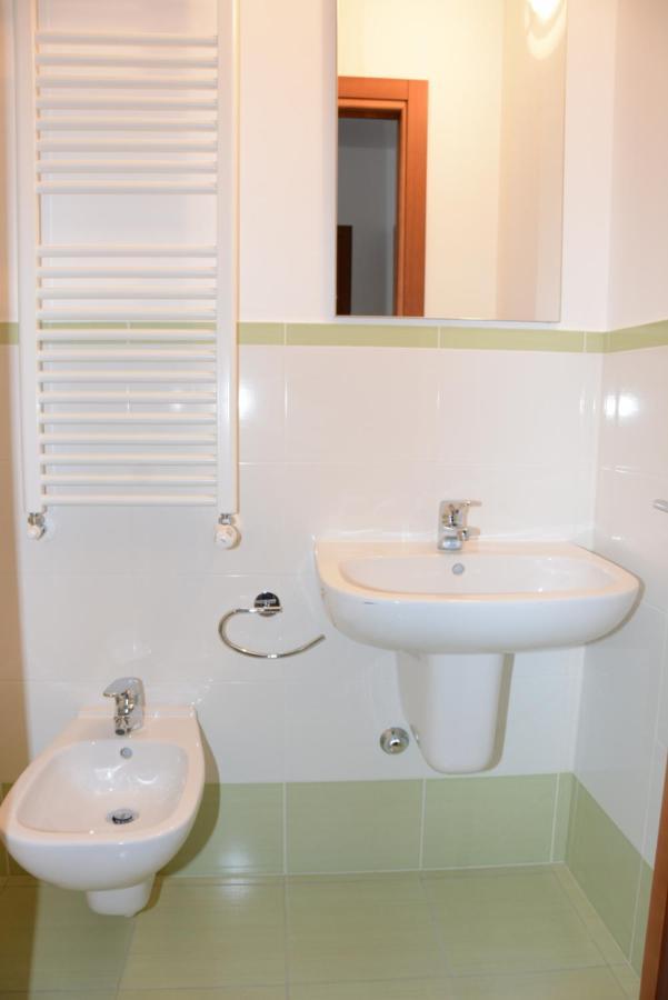 Rinaldi House Bed & Breakfast Torriana Екстериор снимка