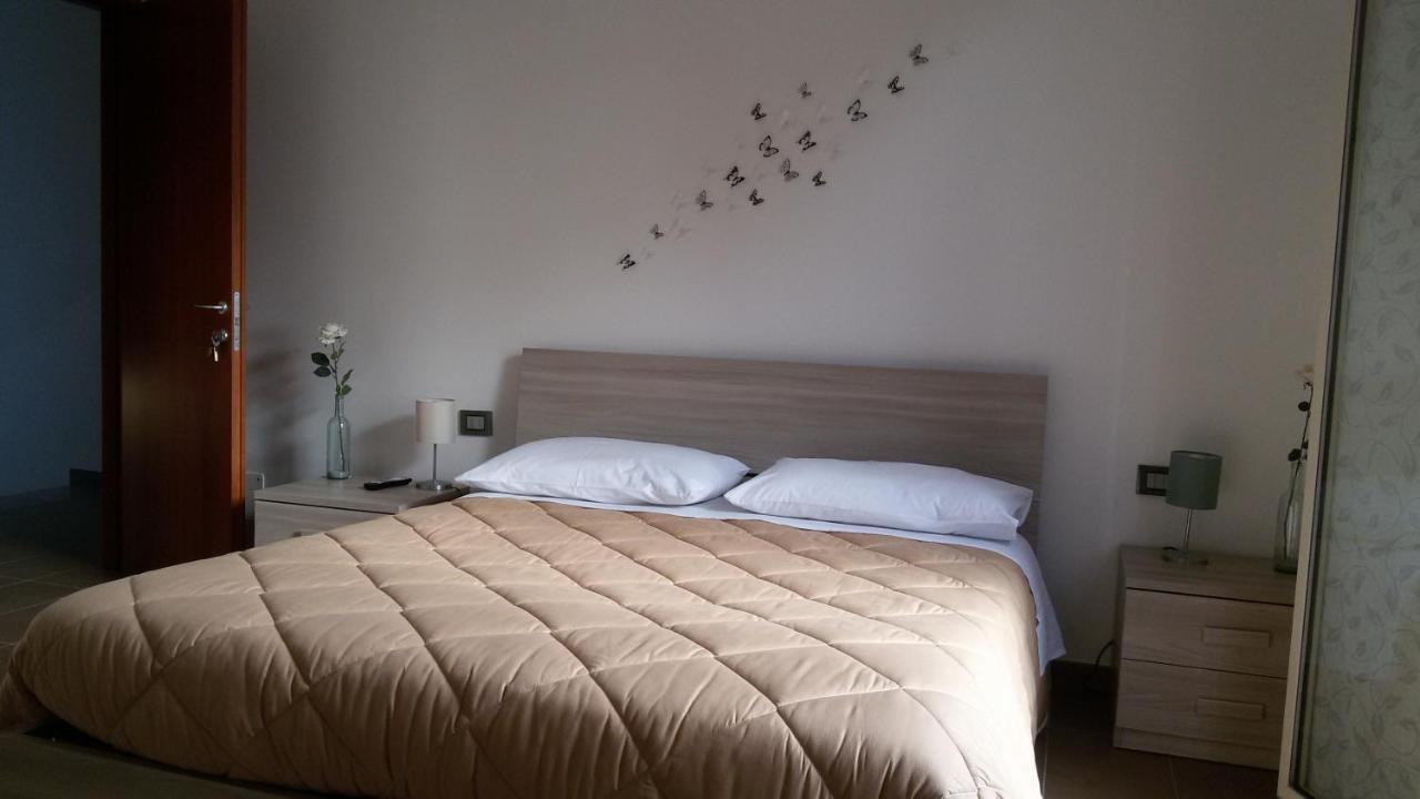 Rinaldi House Bed & Breakfast Torriana Екстериор снимка