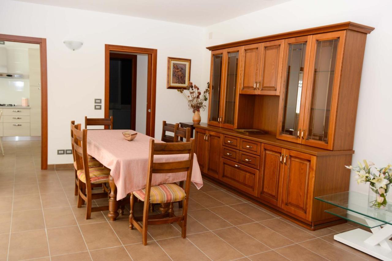 Rinaldi House Bed & Breakfast Torriana Екстериор снимка