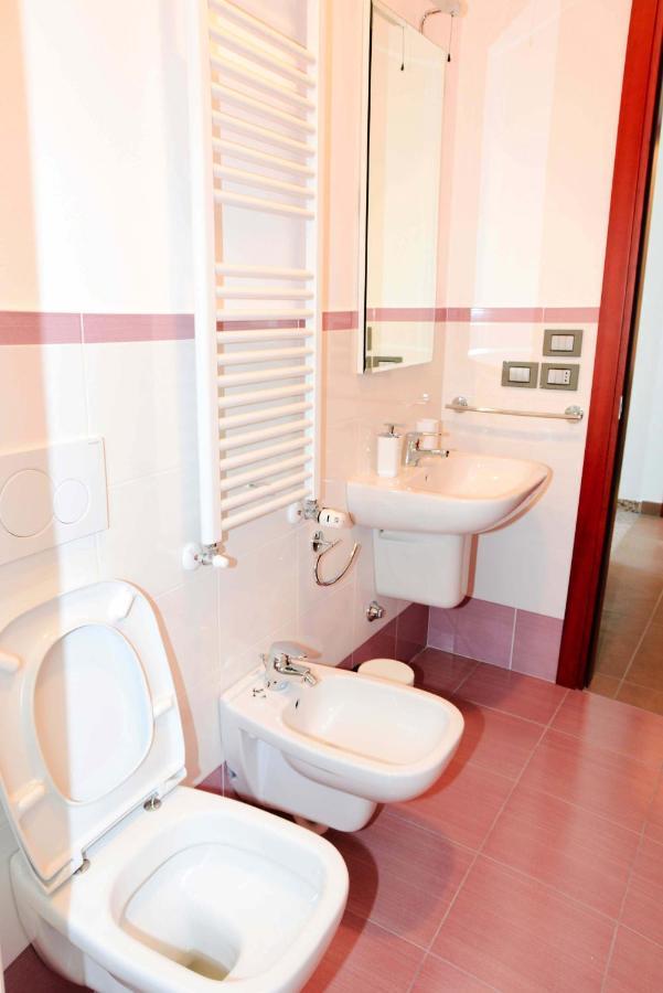 Rinaldi House Bed & Breakfast Torriana Екстериор снимка